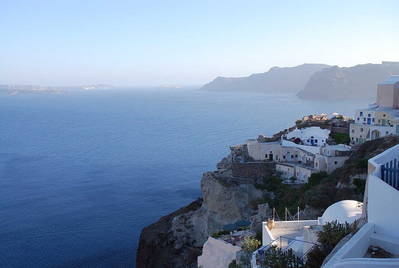 Santorinis weiß getünchte Architektur