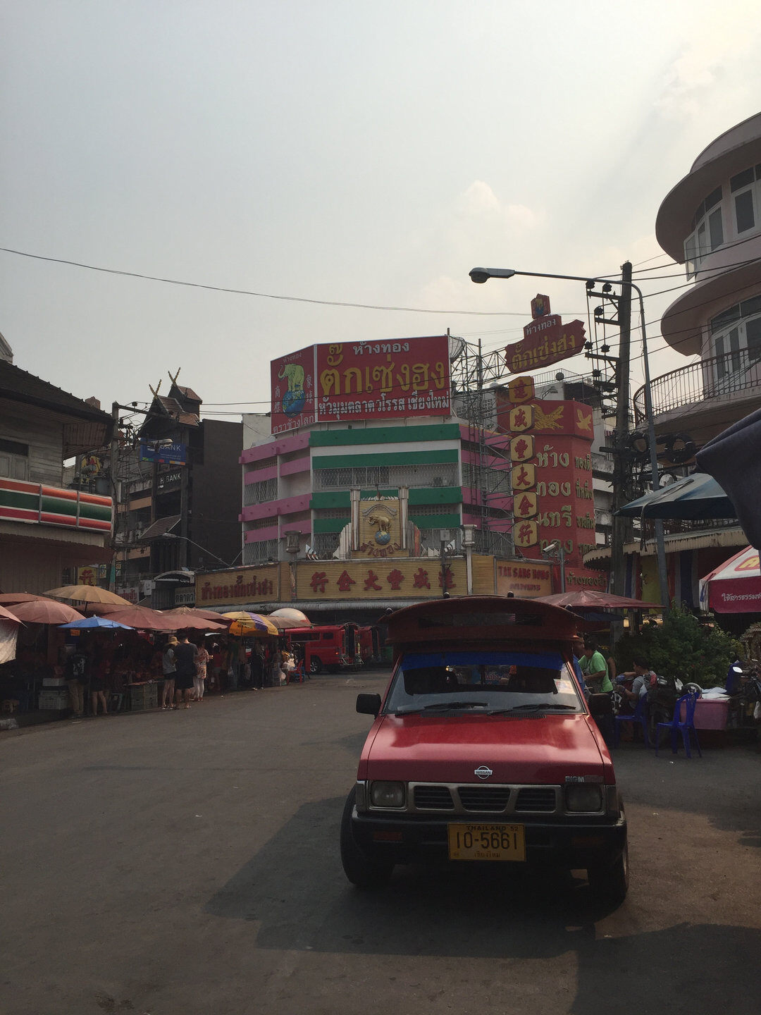 Sunday Walking Street Chiang Mai