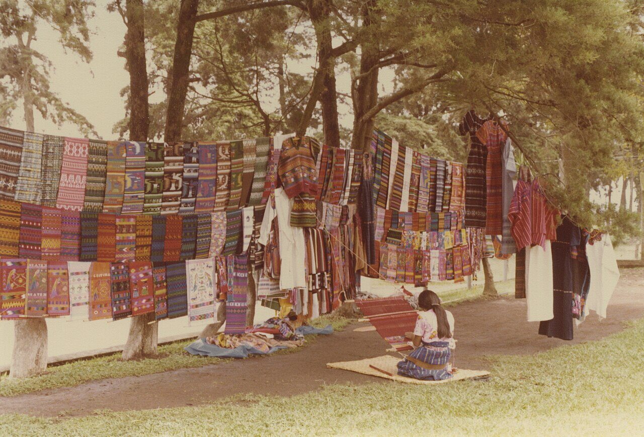 Women's Weaving Cooperative in Santiago