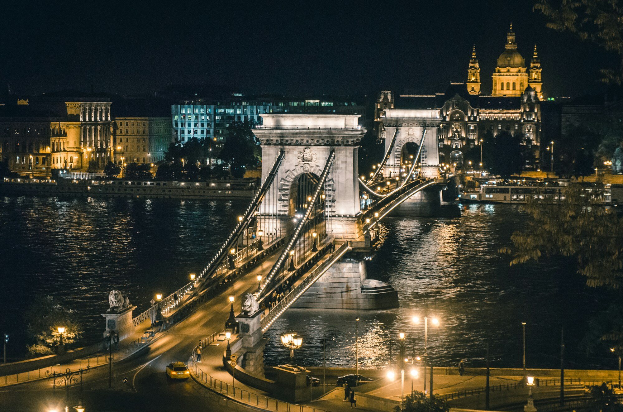 Szechenyi Chain Bridge